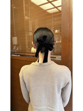 クヴェル バイ アーバン(KVELL by urban.) ミディアムアレンジ/タイト