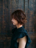 アマリス(Amaris) コテ巻きスタイル20代/30代/40代/庭瀬