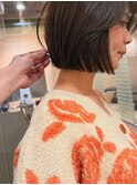 切りっぱなしボブ × オリーブカラー