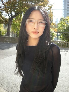 ハマモト ヤマ オオサカ(ハマモト Yama Osaka) 暗髪ロングヘア