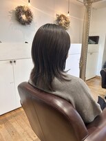 ルッツ(Lutz. hair design)&nbsp;26.3.25ミディアムレイヤー[犬山良慈]