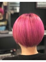 ミミック (mimic)&nbsp;ピンクショートボブ