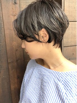 キアラ(Kchiara) 耳掛けアーバンショート/kchiara福岡天神川野直人