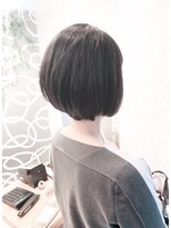 ミッシェル アフロート(michelle afloat)&nbsp;20代30代40代小顔くびれひし形前下がりグラデーションボブカラー