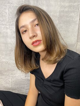 ブリス(VLISS) 大人ストレートハイライトロブ