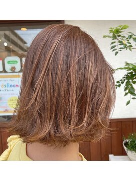 ウル(ulu) ハイライトカラー/ぷつっとボブ/ラフニュアンス