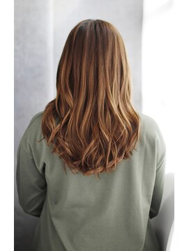 シュシュット(chouchoute) 似合わせカットデザインカラーくびれヘアアースカラーバター/048