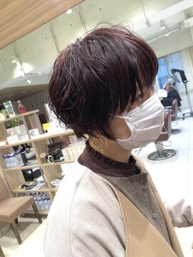 サーカス 町田(circus) スタイリング簡単パーマショート