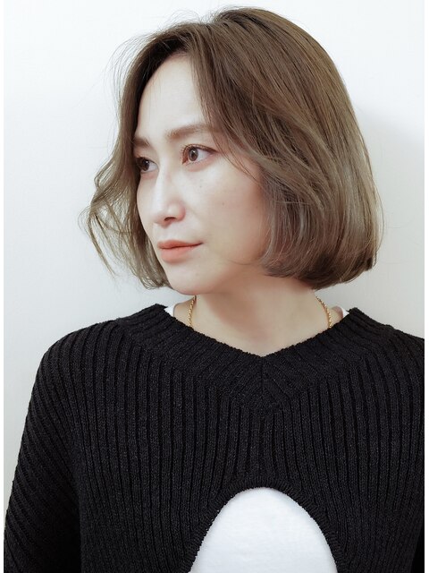 乾かすだけで決まる跳ねない長さの大人おかっぱボブヘアー