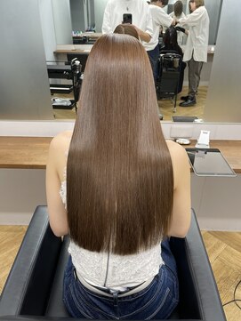 シカ 神戸三宮元町店(Cica) 髪質改善 UPTOGLOSS 三宮 神戸美容室 トリートメント 美髪 元町