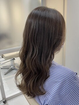 シダ(sida SAIIN) 【西村】ほんのりピンクベージュ