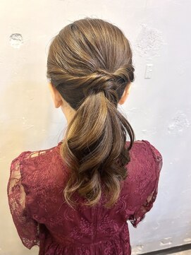 エフェ(effet) シンプル上品ローポニー