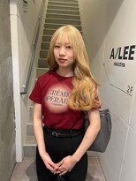 アイリー 名古屋(A/LEE)&nbsp;ブロンド／ロングヘア