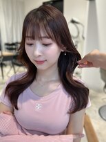 エヌアイ オモテサンドウ(ni omotesando)&nbsp;☆韓国ヘア ピンクブラウン お顔まわりカット☆