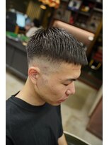 フォーコーナーズカットショップスリーセント 栄(FourCornersCutShop 3/cent)&nbsp;クロップスタイル