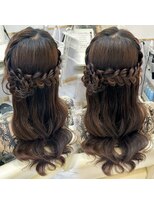 ヘアセットアリエス(aries)&nbsp;お花ハーフアップ