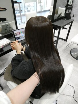 ルクス(Luxs) 赤み消しオリーブグレージュ