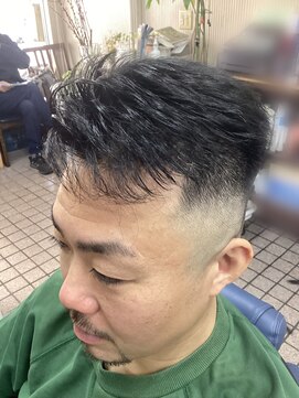 理容 マキノ フェード
