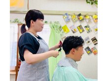 黄ぐまくん美容室