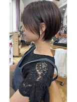 ハロー(...Hello) 丸み美シルエットショート