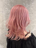 ピークアブー 原宿ハラカド(PEEK-A-BOO)&nbsp;☆海外風レイヤーウルフミディアムカットブリーチピンク原宿