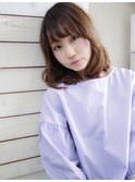 T.グレージュひし形シルエットの大人かわいい切りっぱなしボブ