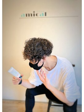 ヘアステージアミカル メンズパーマ