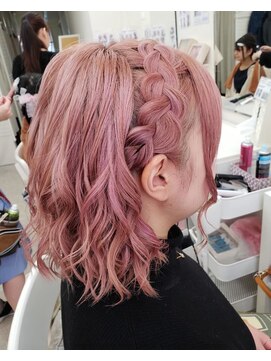 ヘアーメイク ティアラ(Hair make Tiara) 編込みカチューシャ☆+゜