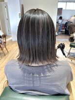 サラ(sarah)&nbsp;切りっぱなしボブバレイヤージュ