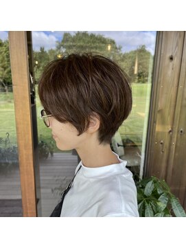 ログ(Log) クセを活かした丸みショート