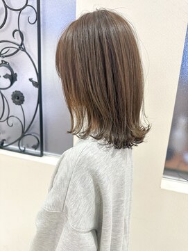 アイアール(iR) ＃小顔＃ボブ＃シアーベージュ　〈代表スタイリスト筒井〉