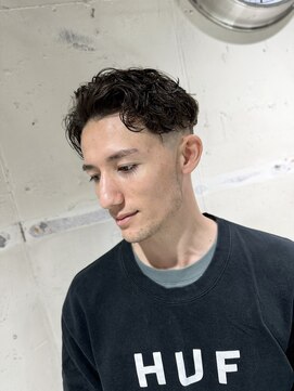 フランクスバーバーザスタンド(Frank’s barber the stand) ラルフカールE