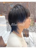 大人ショートウルフレイヤー小顔カット前髪ありデザインカラー