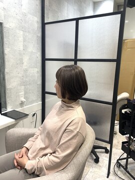 イーズ バイ インス(Yeeee.s by INCE) 白髪ぼかし/白髪改善カラー/ショート/透明感カラー/脱白髪染め