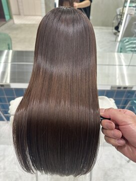 ロンドルーチェ 心斎橋(Lond luce) ダークアッシュ/ミディアムレイヤーカット［髪質改善/縮毛矯正］