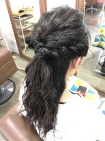 プース ヘアー(Pousse hair) ハーフアップ