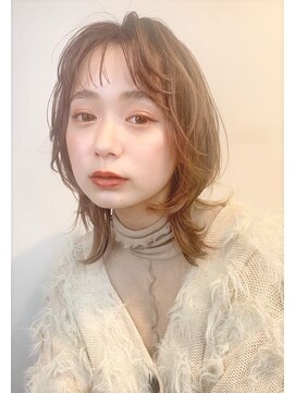 ダブルエヌ(DOUBLE.N) ミディアムレイヤー/ウルフ/暖色カラー