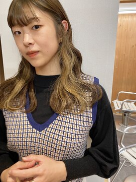 ラパンセベージュ(LA PENSEE BEIGE) カーキベージュカラー