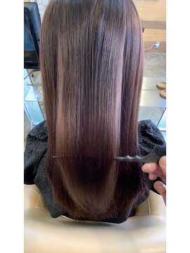 リアン アオヤマ(Liun Aoyama) 柔らかな素髪