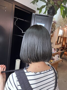 アイノベル(‘Inovel’) デザインカット+oggiottoトリートメント