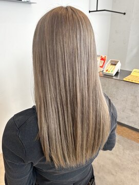 リアンバイアリュール(Lian by Allure) 【Lian by Allure】田島由希　ハイトーンカラー