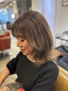 ヘアーワークス ヘルム 渋谷店(HAIR WORKS HELM) （ HELM）ハイトーン女子