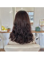 ヘアーアンドメイクアップモパ パーマ女子