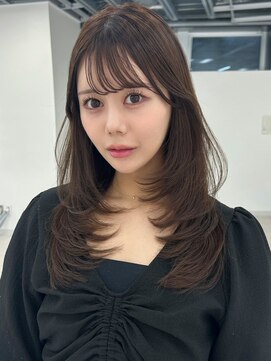 ユーフォリア 渋谷グランデ(Euphoria SHIBUYA GRANDE) レイヤーカット ベージュカラー 透明感カラー 顔周りカット