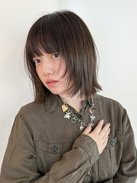 ローネス(LONESS) ハッシュカット　シャギーボブ　レイヤーボブ　切りっぱなしボブ