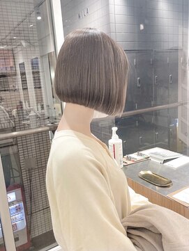 エンネ 新宿(enne) グレージュカラー/ボブ/ハイトーン/レイヤー/髪質改善/縮毛矯正