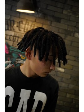 フォーコーナーズカットショップスリーセント 栄(FourCornersCutShop 3/cent) ドレッド