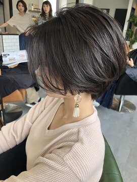 ヘアーワークスヴィクサス(HAIR WORKS VIXUS) お洒落上品★ハンサムショート＆艶ダークグレージュカラー