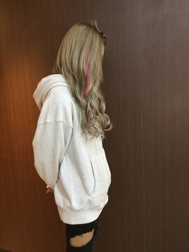 ワンワールド 豊平区 美園店(One World) ピンクが光る、ハイトーンシールエクステ