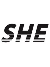 SHE【シー】